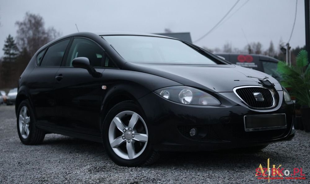 2009' SEAT Leon photo #1