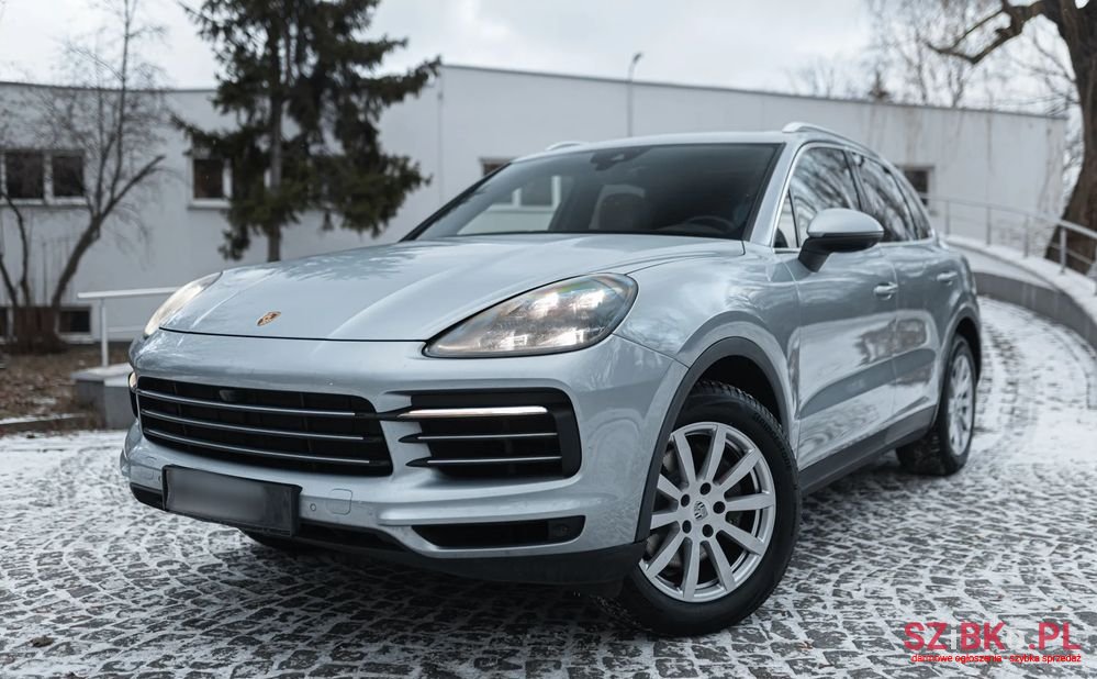 2020' Porsche Cayenne E-Hybrid Tiptronic S photo #1