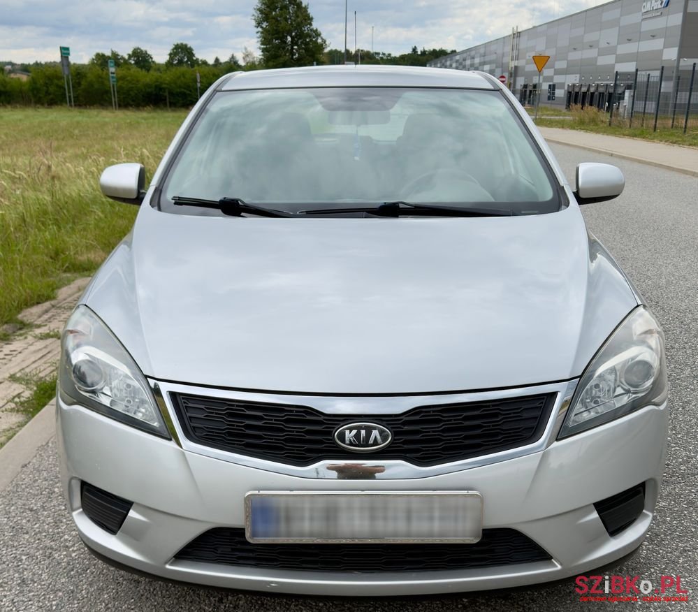 2011' Kia Ceed 1.4 Comfort photo #6