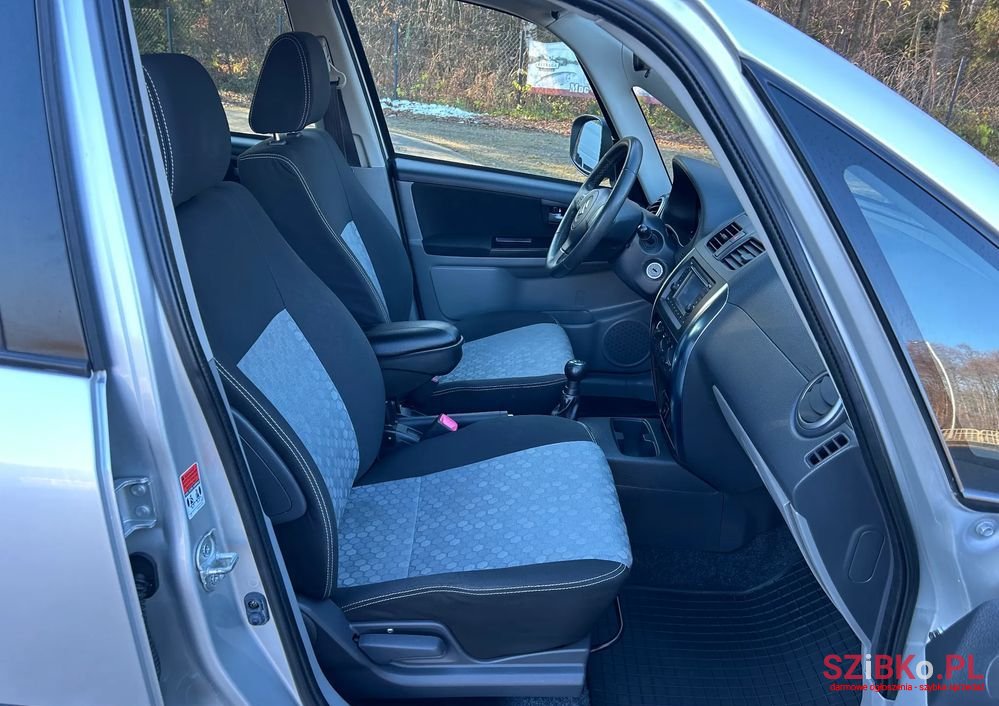 2013' Suzuki SX4 1.6 Premium 4Wd photo #6