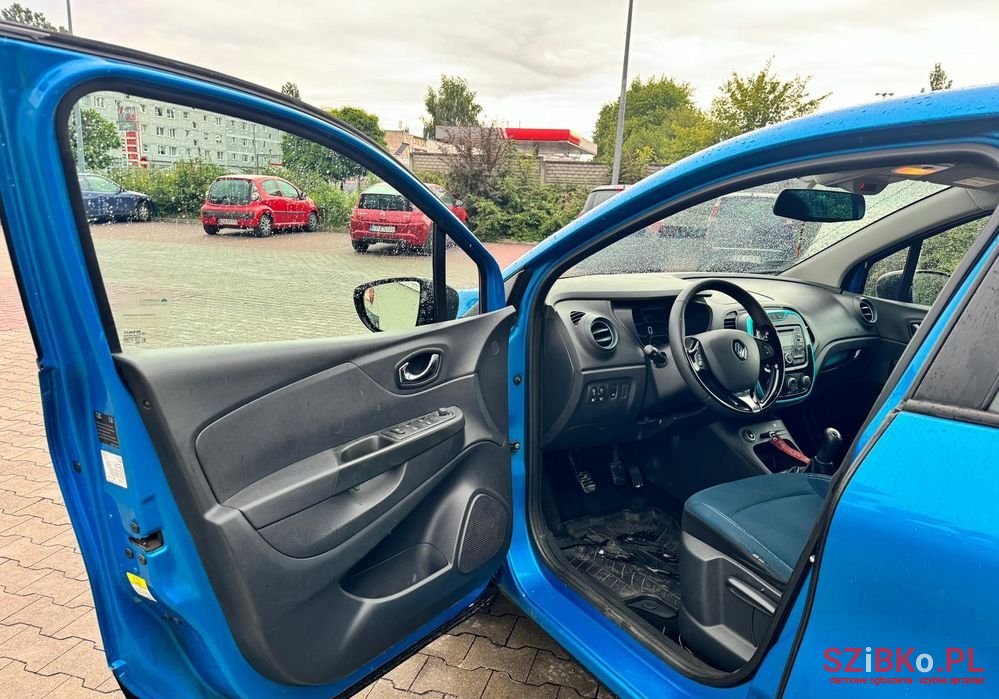 2016' Renault Captur photo #6