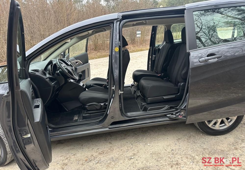 2016' Mazda 5 photo #6