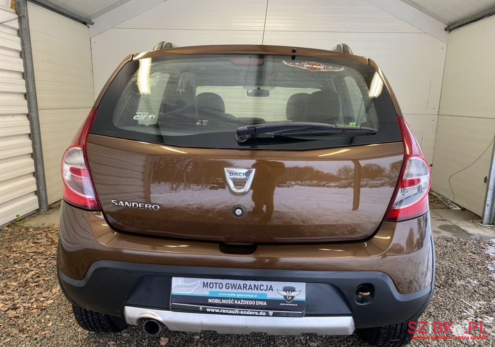 2012' Dacia Sandero Stepway 1.6 photo #4