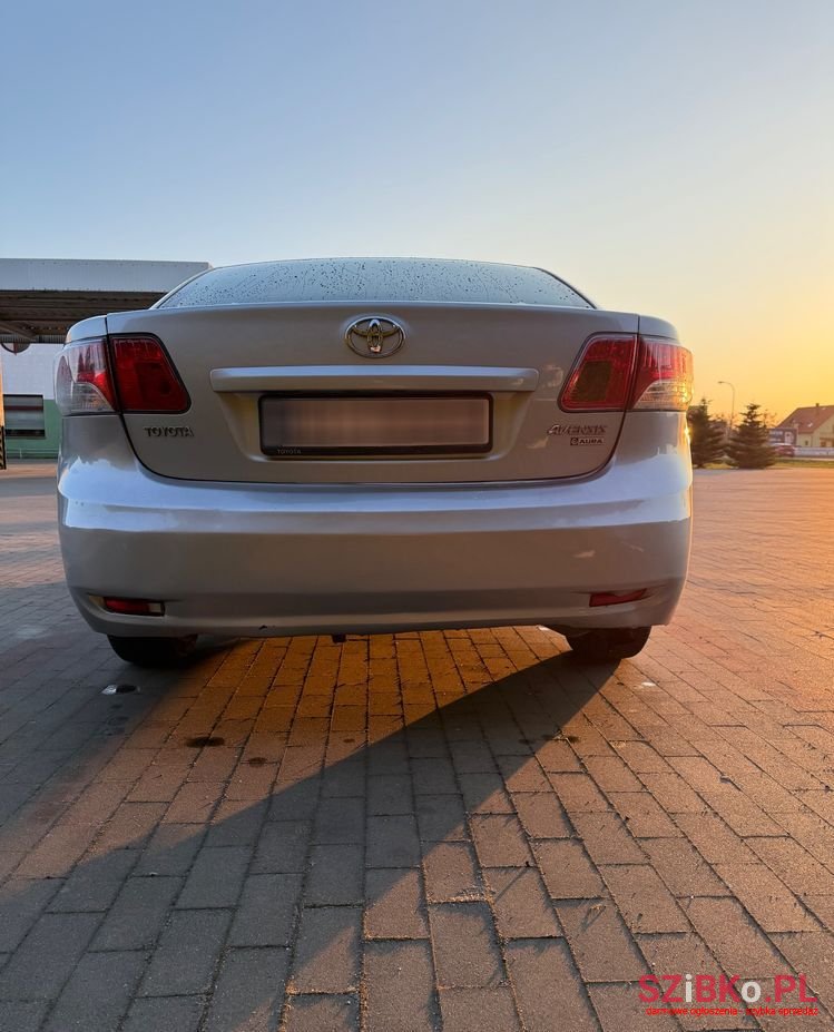 2009' Toyota Avensis 2.0 D-4D Luna photo #6