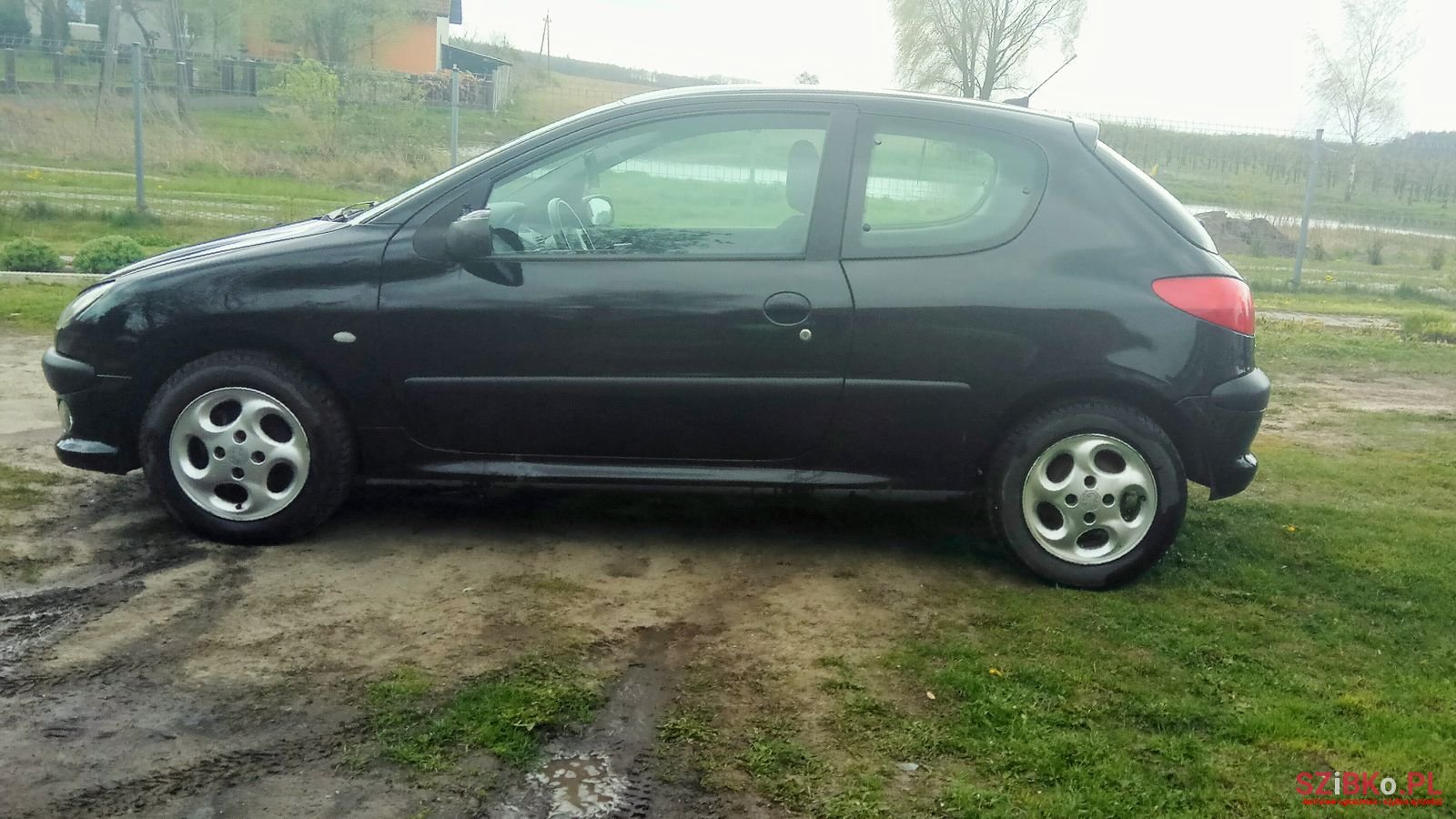 2002' Peugeot 206 photo #2