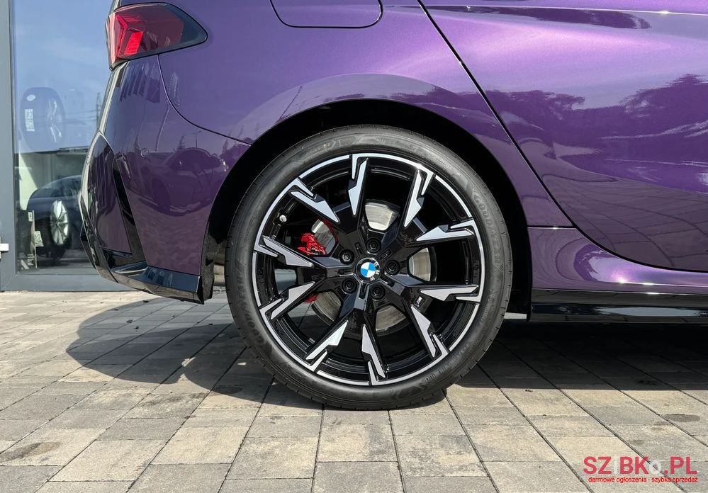 2024' BMW 1 Series photo #4