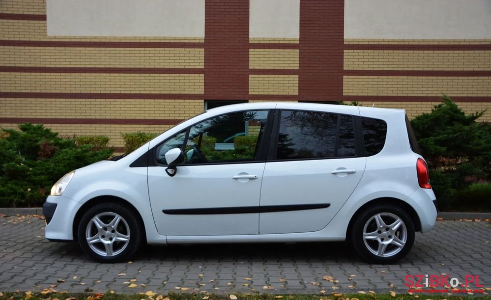 2009' Renault Modus 1.2 16V Dynamique photo #2