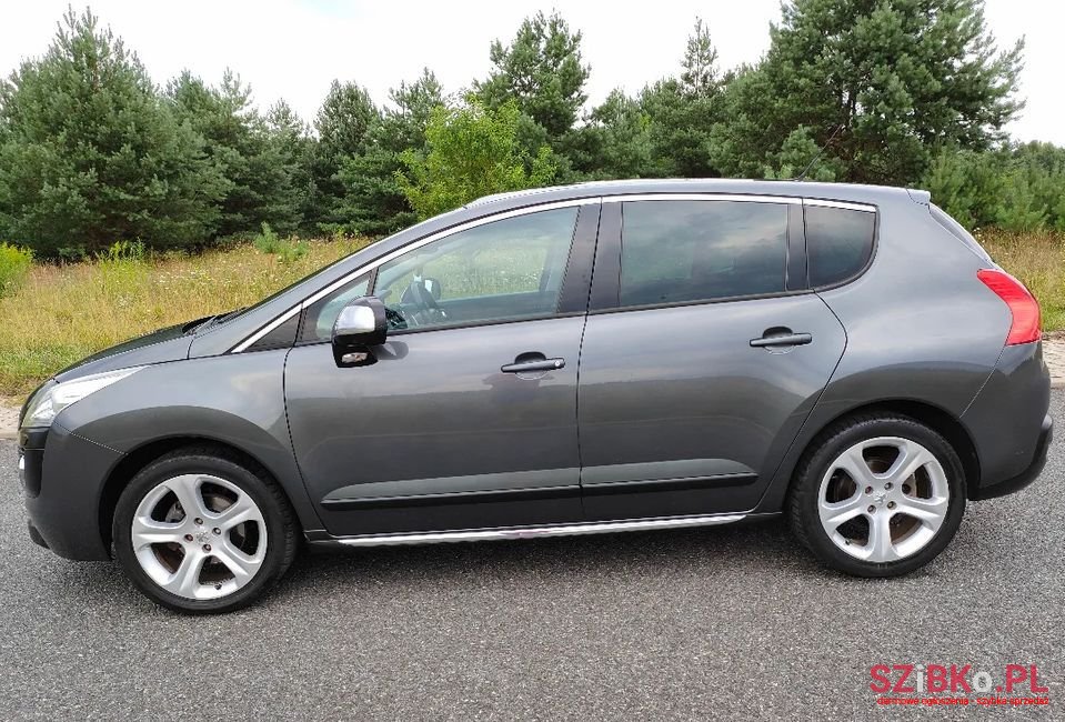 2011' Peugeot 3008 photo #3