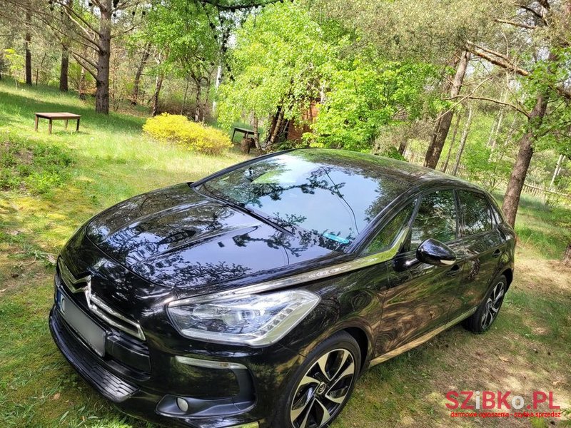 2014' Citroen DS5 2.0 Hdi Sochic photo #2