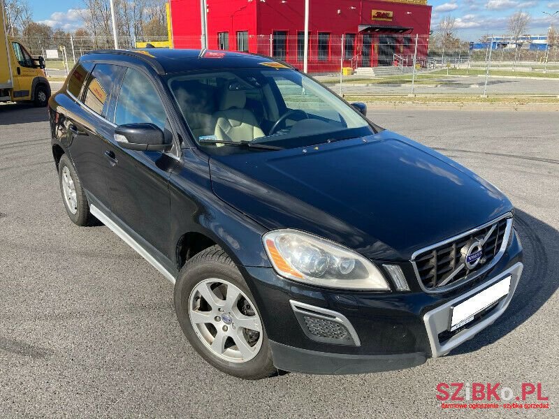 2012' Volvo XC60 photo #2