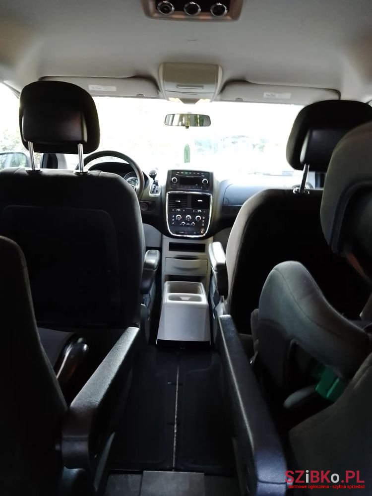 2012' Dodge Grand Caravan photo #6