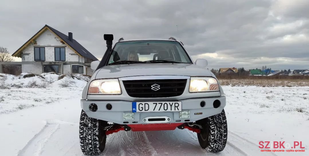 2000' Suzuki Grand Vitara photo #2