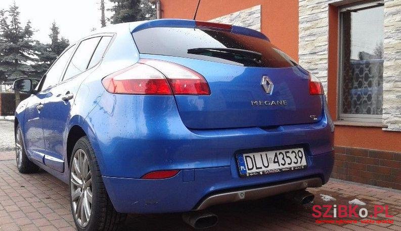 2010' Renault Megane photo #4
