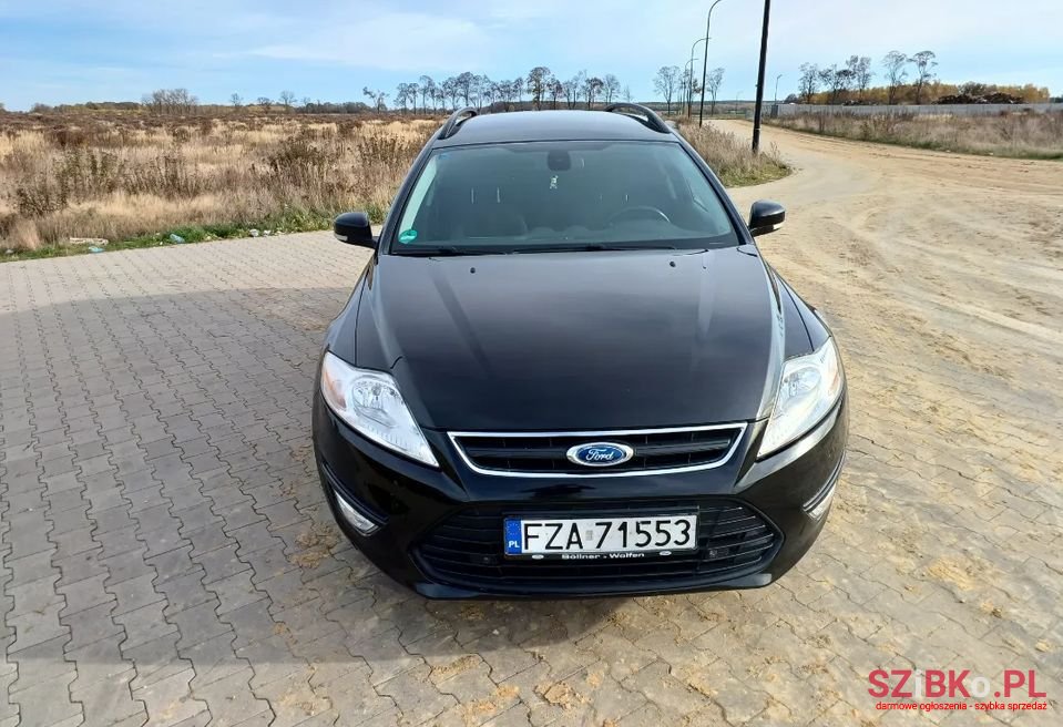 2011' Ford Mondeo photo #5