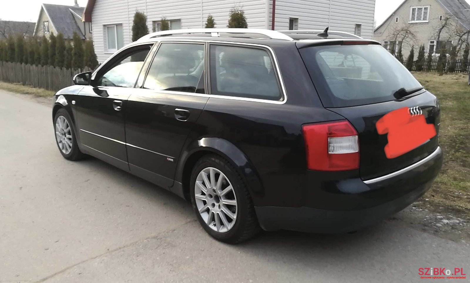 2002' Audi A4 Avant Quattro photo #1