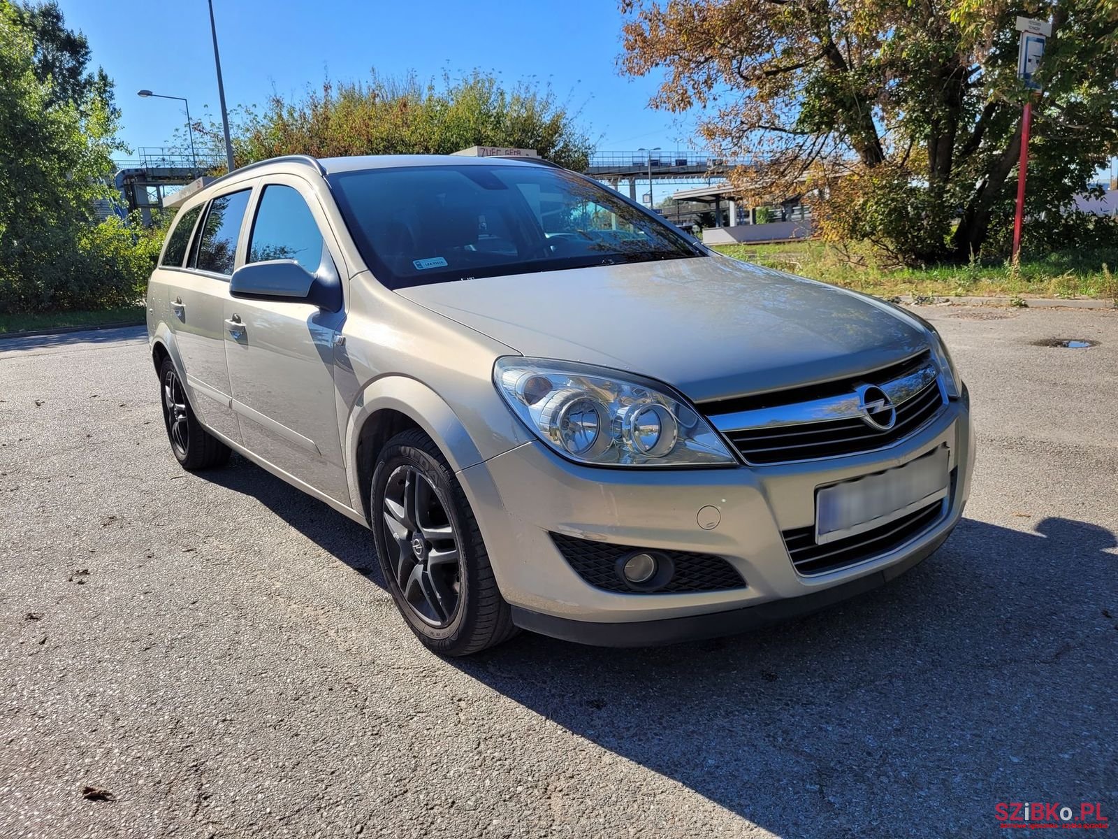 2007' Opel Astra photo #1