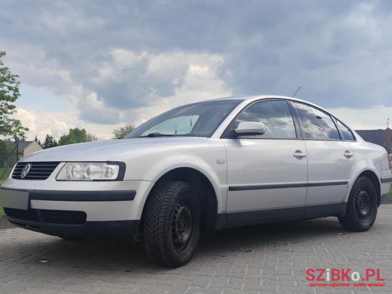 1998' Volkswagen Passat 1.8T photo #1