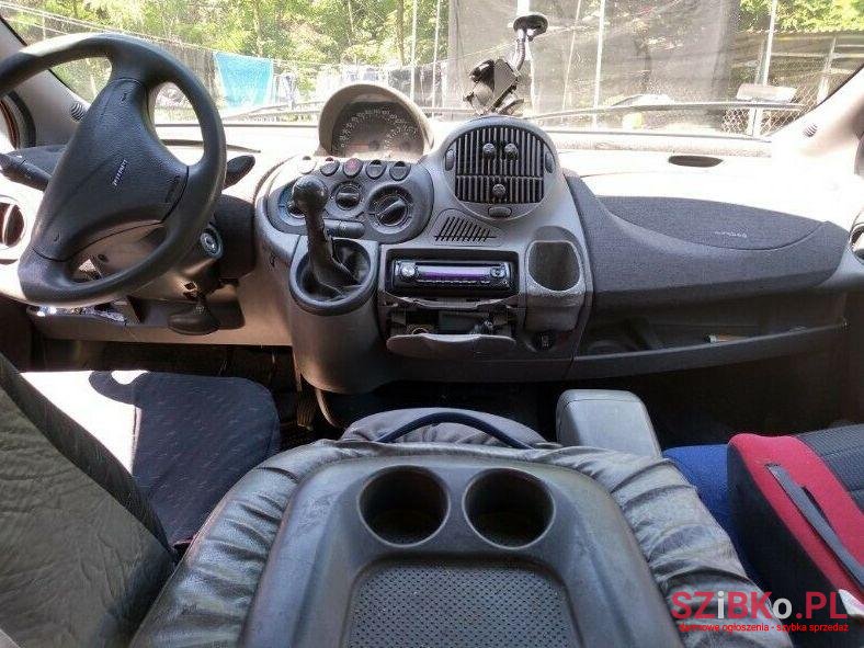 2001' Fiat Multipla photo #1