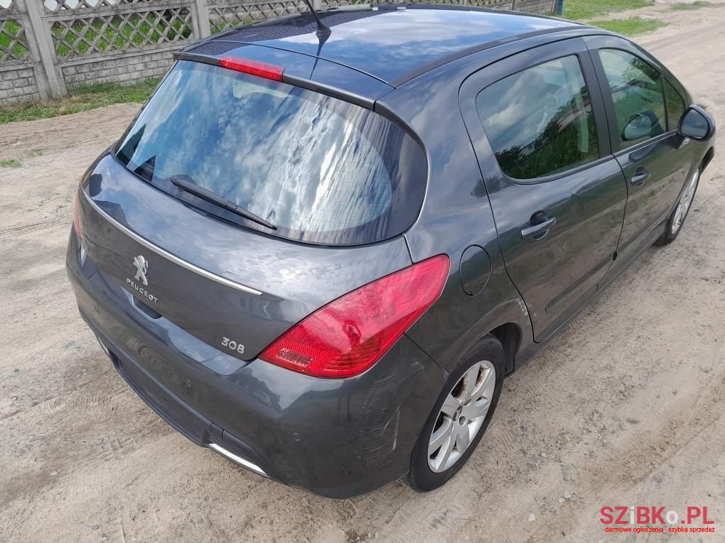 2012' Peugeot 308 photo #4