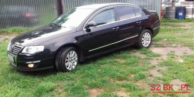 2006' Volkswagen Passat photo #1