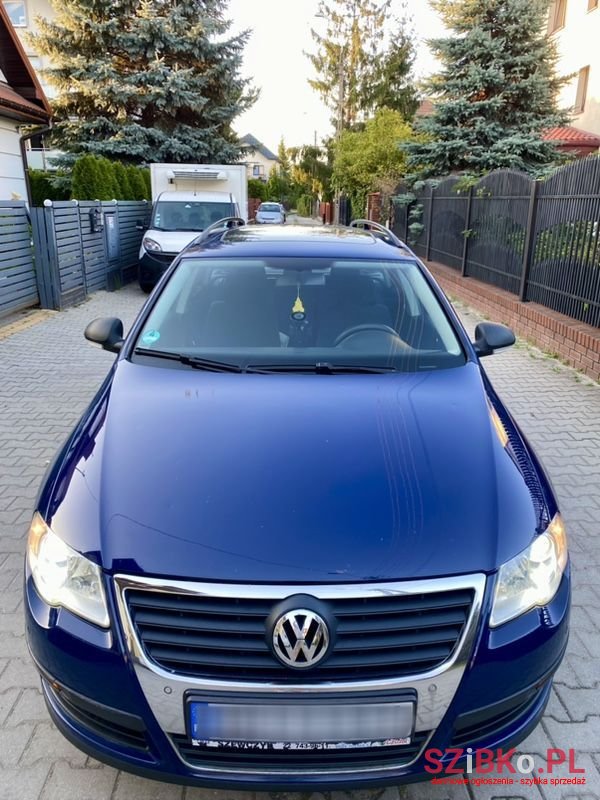 2006' Volkswagen Passat photo #1