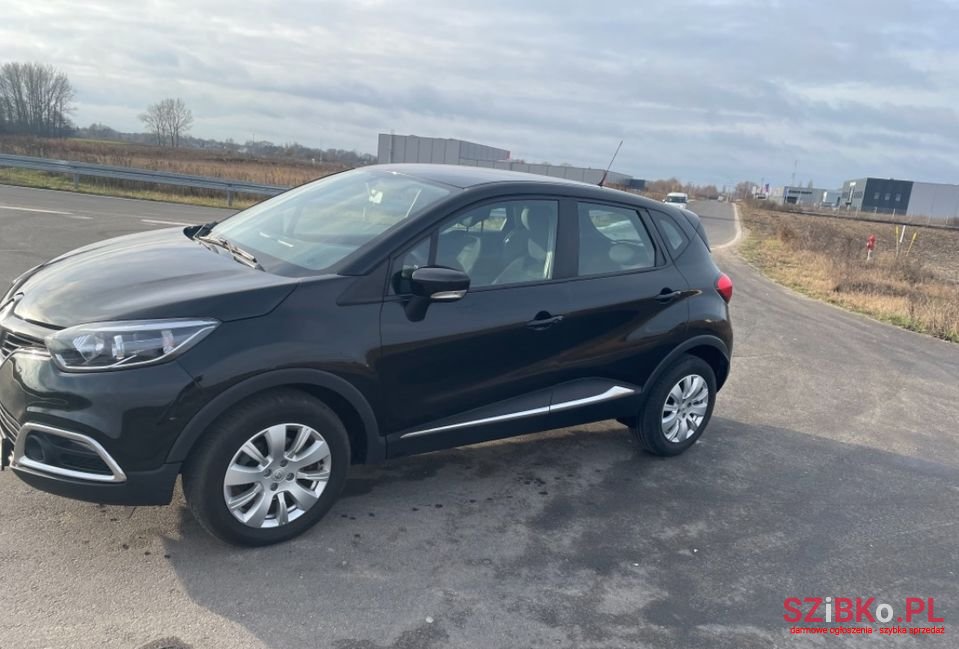 2015' Renault Captur photo #3