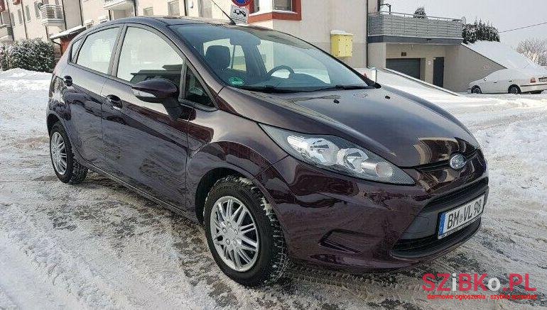 2009' Ford Fiesta photo #1