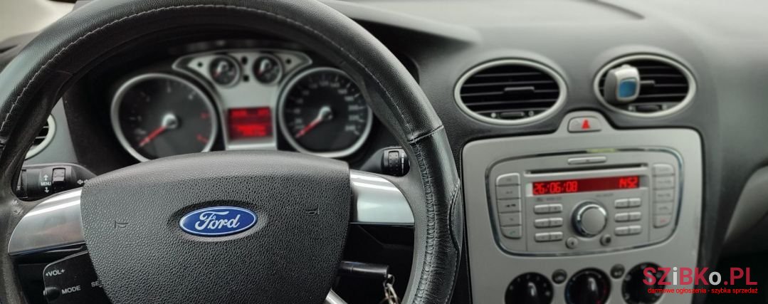 2008' Ford Focus photo #6