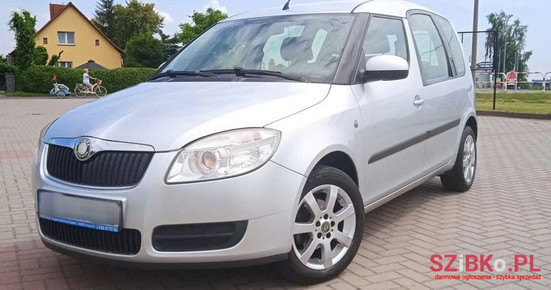 2008' Skoda Roomster 1.2 12V Style photo #3