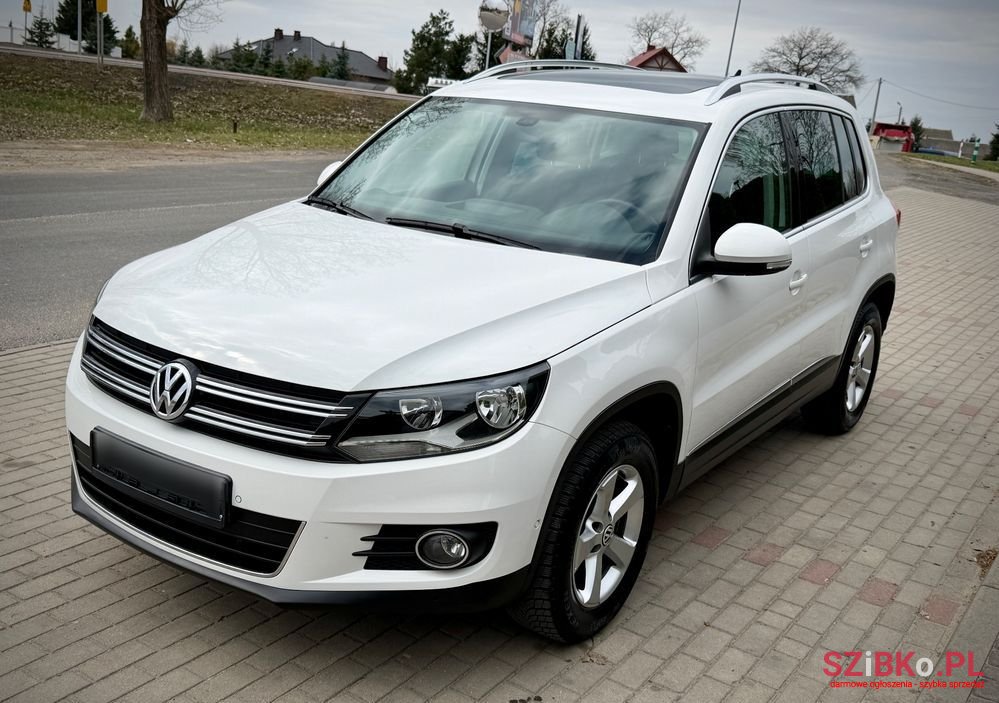 2012' Volkswagen Tiguan photo #1