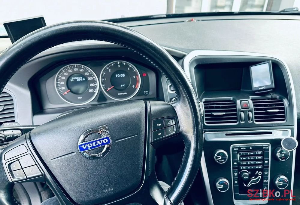 2011' Volvo Xc 60 photo #2