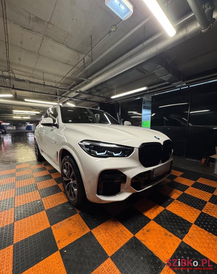 2022' BMW X5 Xdrive25D photo #1