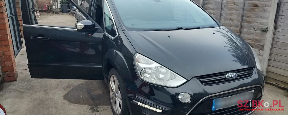 2012' Ford S-Max photo #2