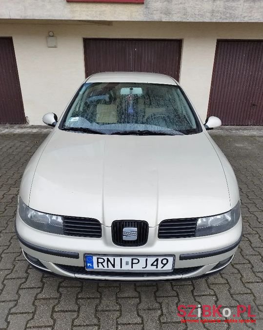 2004' SEAT Toledo photo #2