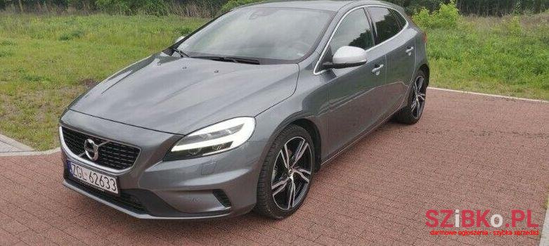 2017' Volvo V40 photo #1