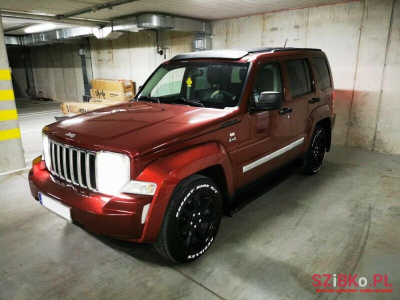 2008' Jeep Cherokee photo #1