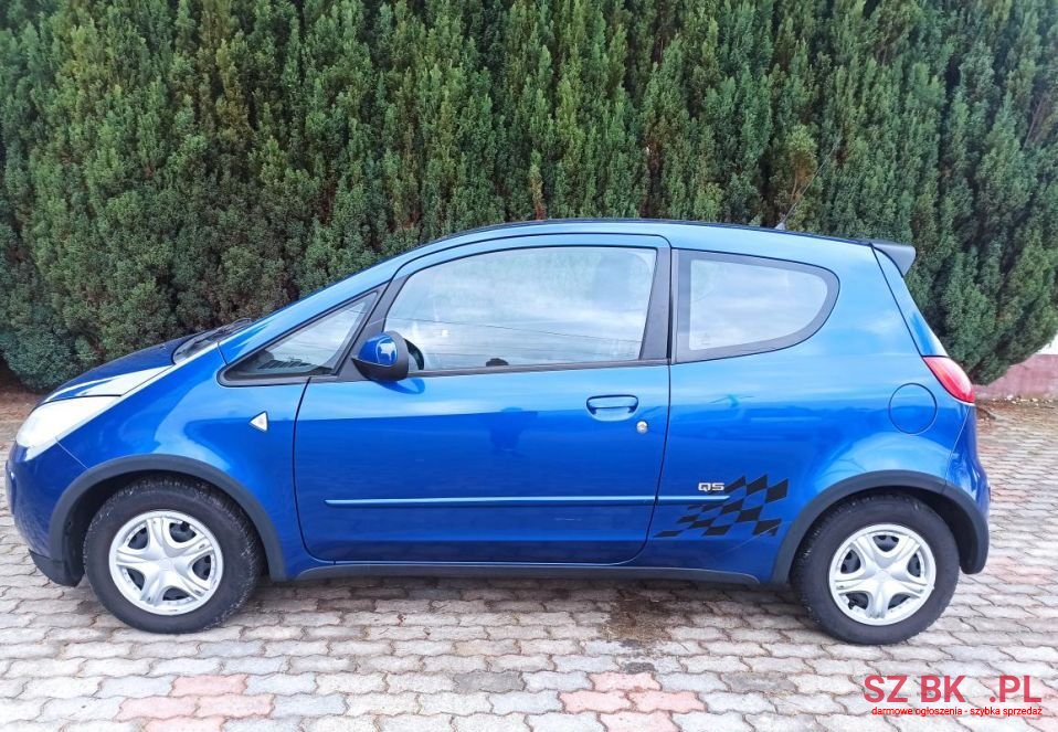 2007' Mitsubishi Colt photo #3