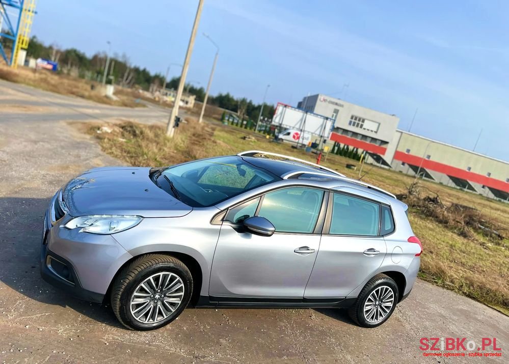 2015' Peugeot 2008 photo #4