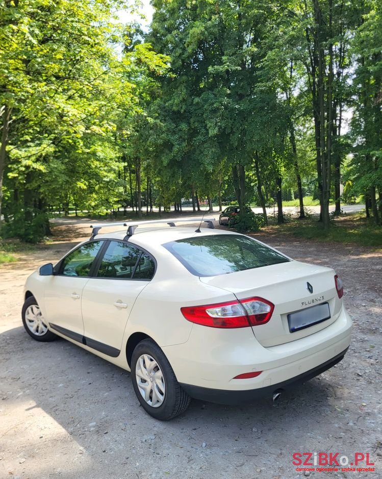 2014' Renault Fluence photo #5