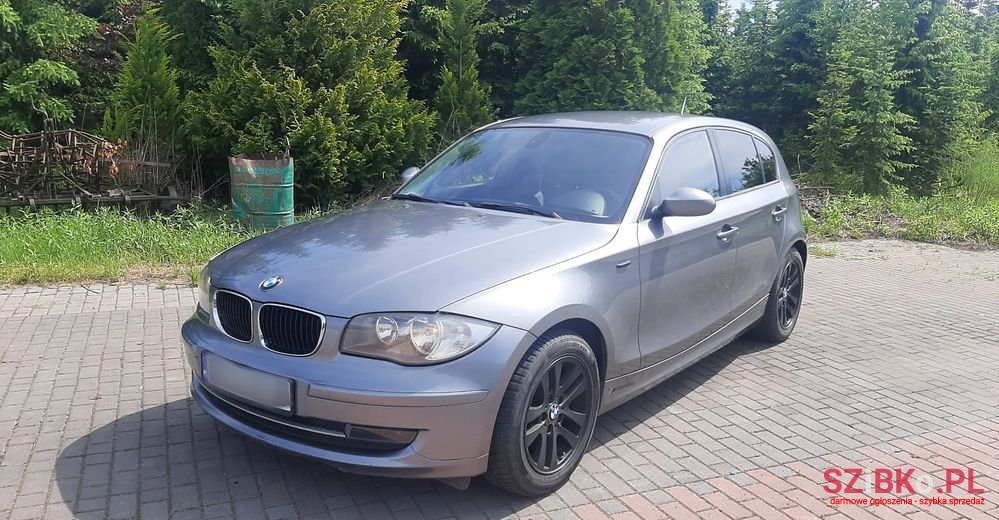 2008' BMW 1 Series photo #1