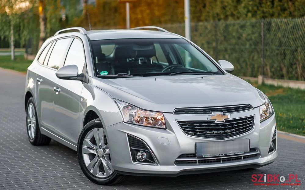 2012' Chevrolet Cruze photo #3