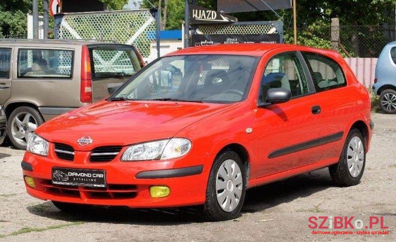 2000' Nissan Almera photo #1