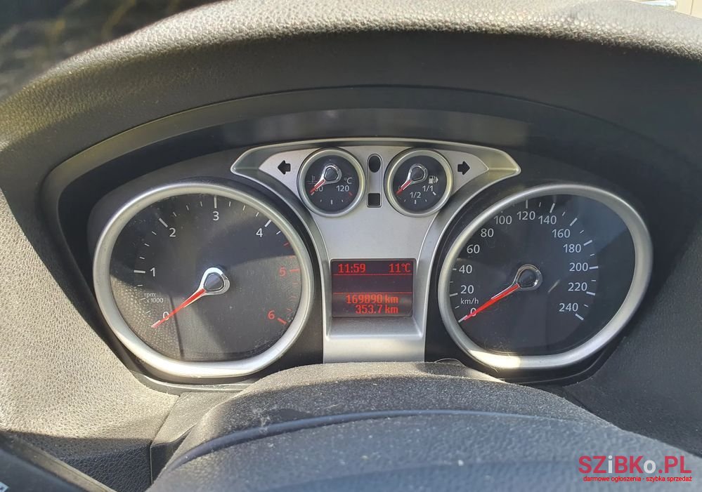 2005' Ford Focus 1.6 Tdci Fx Gold photo #6