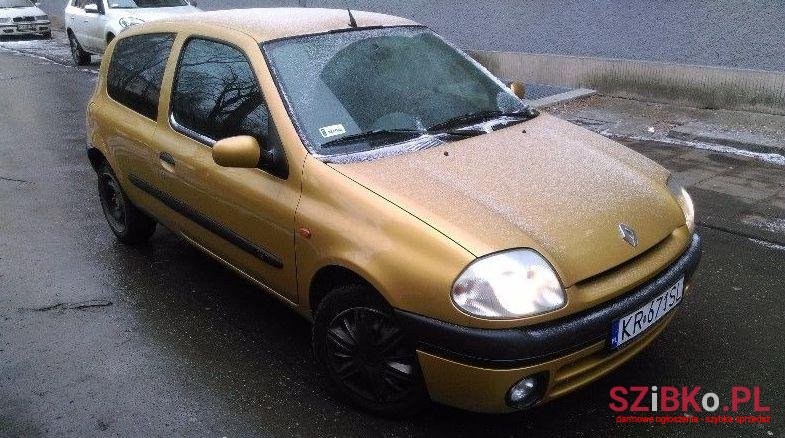 1999' Renault Clio photo #2