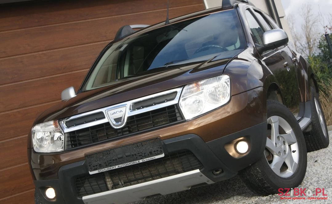 2010' Dacia Duster photo #2