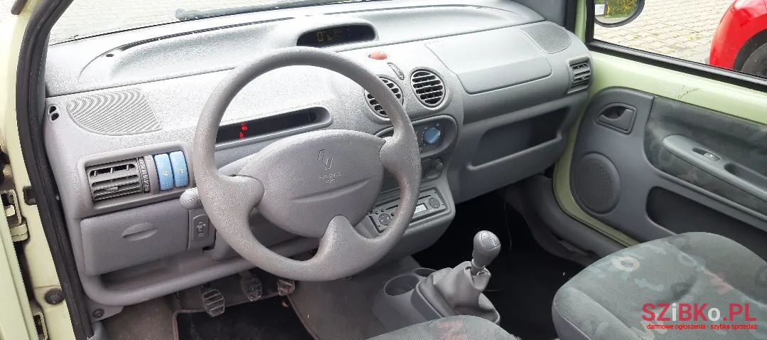 2006' Renault Twingo photo #5