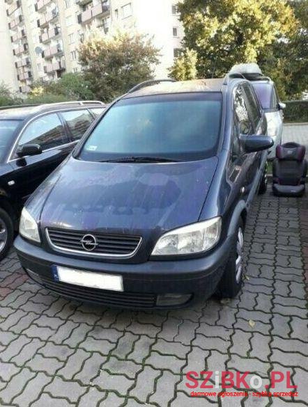 2002' Opel Zafira photo #1
