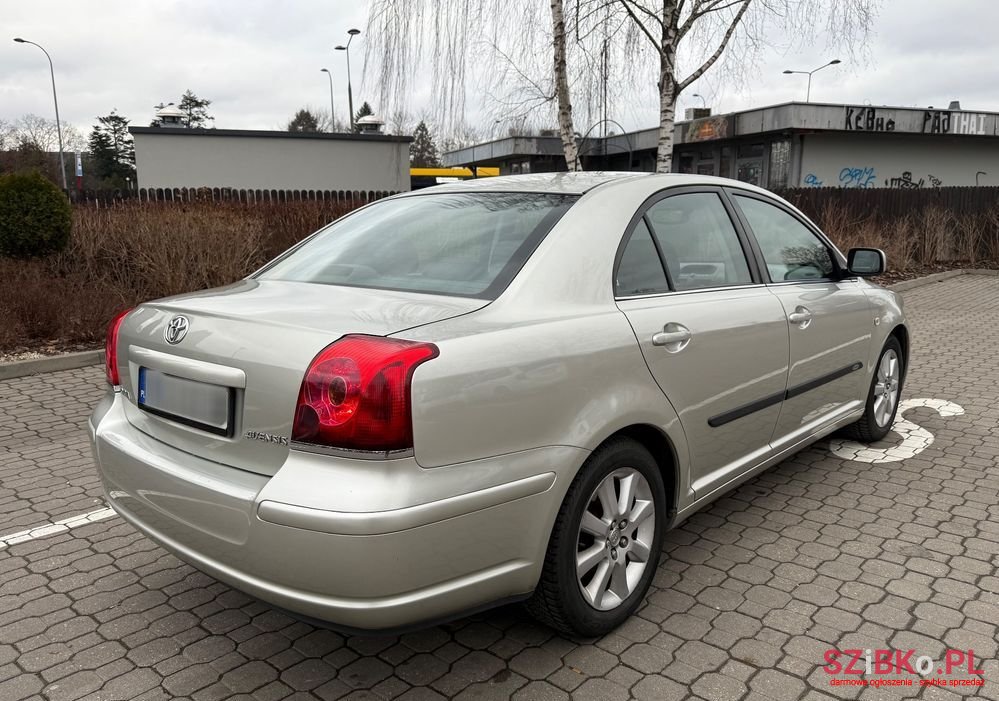 2003' Toyota Avensis 1.8 Vvt-I Sol photo #4