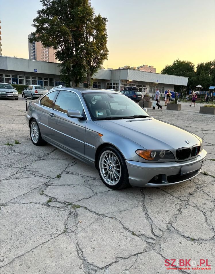 2004' BMW 3 Series photo #1