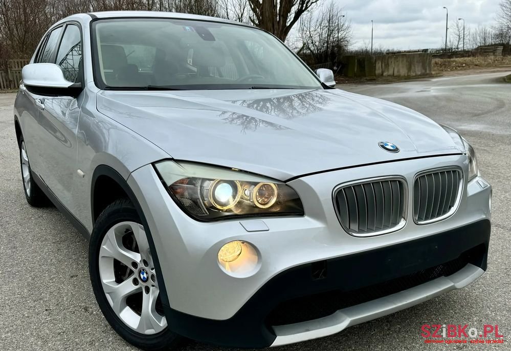 2010' BMW X1 Xdrive28I photo #1